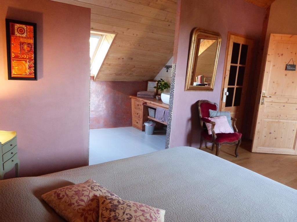 Bed And Breakfast La Fontaine Blanche Melgven Zimmer foto